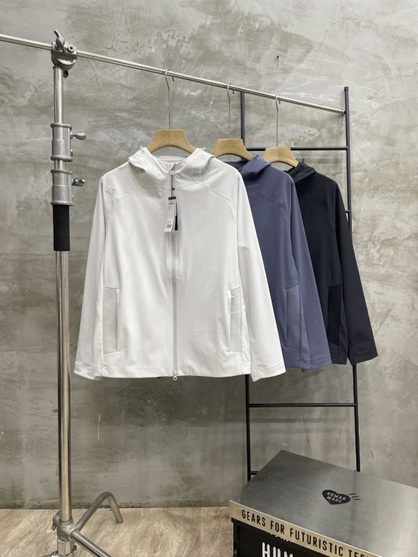 Premium Descente Jacket Black Fleece Breathable Style