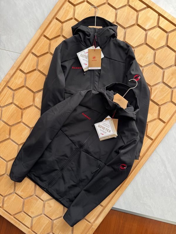 Luxury Mammut Jacket Red Classic Collection