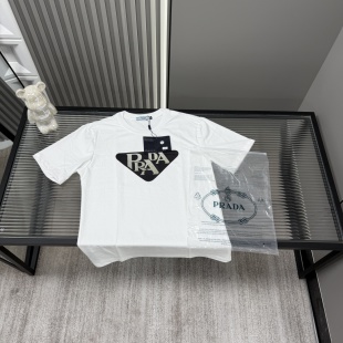 High Quality Prada Short Sleeves Print Luxury