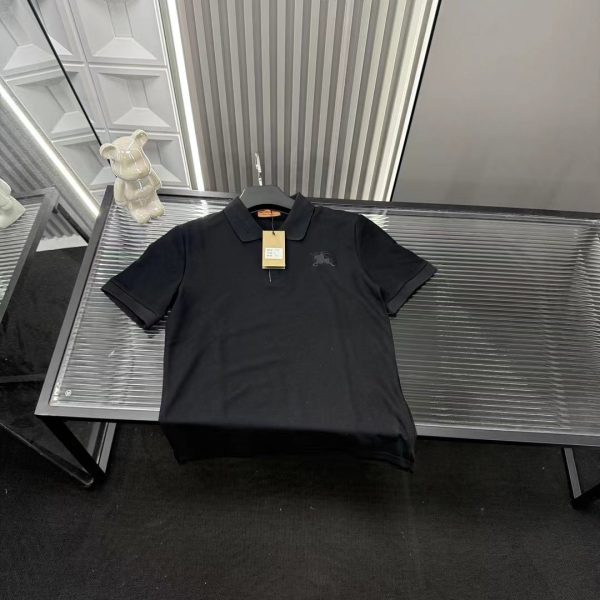 High Quality Burberry Short-Sleeved Black Style