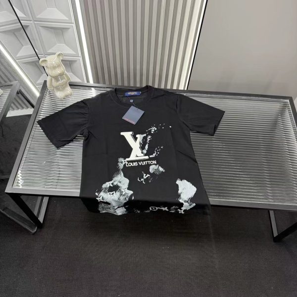 Luxury Louis Vuitton Short Sleeves Black Embroidered Collection
