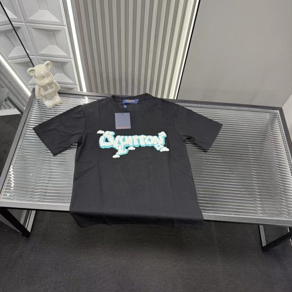 High Quality Louis Vuitton Short Sleeves Black Embroidered Collection
