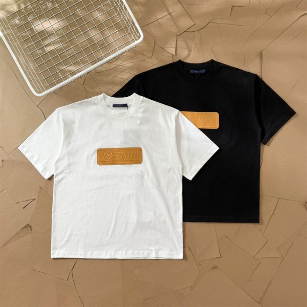 Best Selling Louis Vuitton Short-Sleeved Shirt White Leather Logo Style