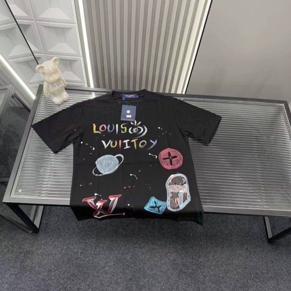 Premium Louis Vuitton Short Sleeves Black Collection