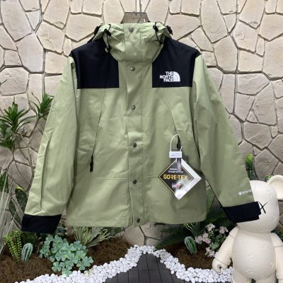 High Quality The North Face Jackets Green Breathable Collection