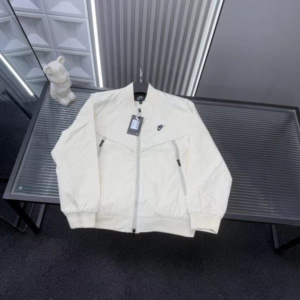 Premium Nike Coat White Minimalist Luxury