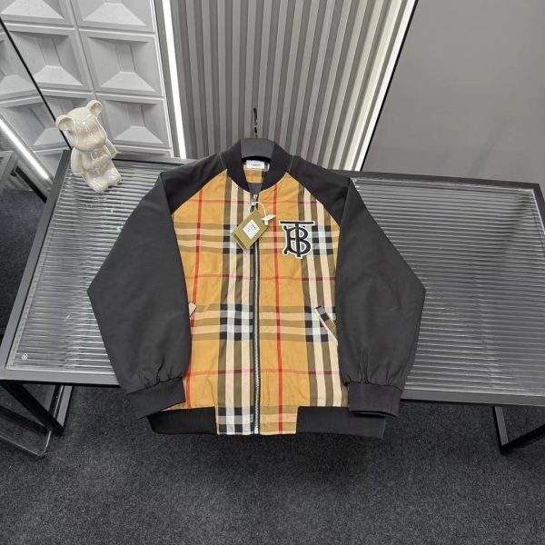 Luxury Burberry Coat Black Striped Luxury