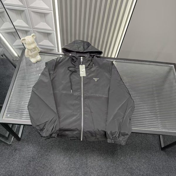 High Quality Prada Coat Black Luxury