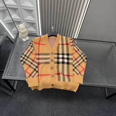 Best Selling Burberry Sweaters Striped Luxury