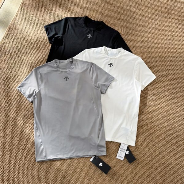 Premium Descente Short Sleeves Black Washed Style