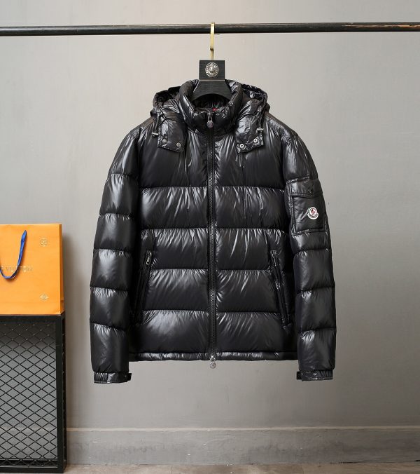 Best Selling Moncler Down Jacket White Fleece Classic Style