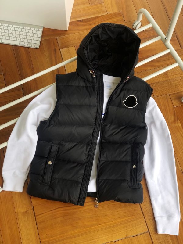 Best Selling Moncler Vest Black Nylon Classic Style