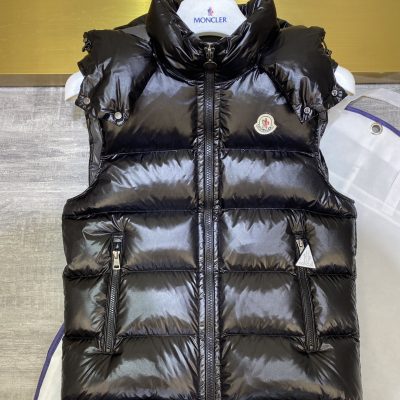 Premium Moncler Vest Gray Nylon Classic Style