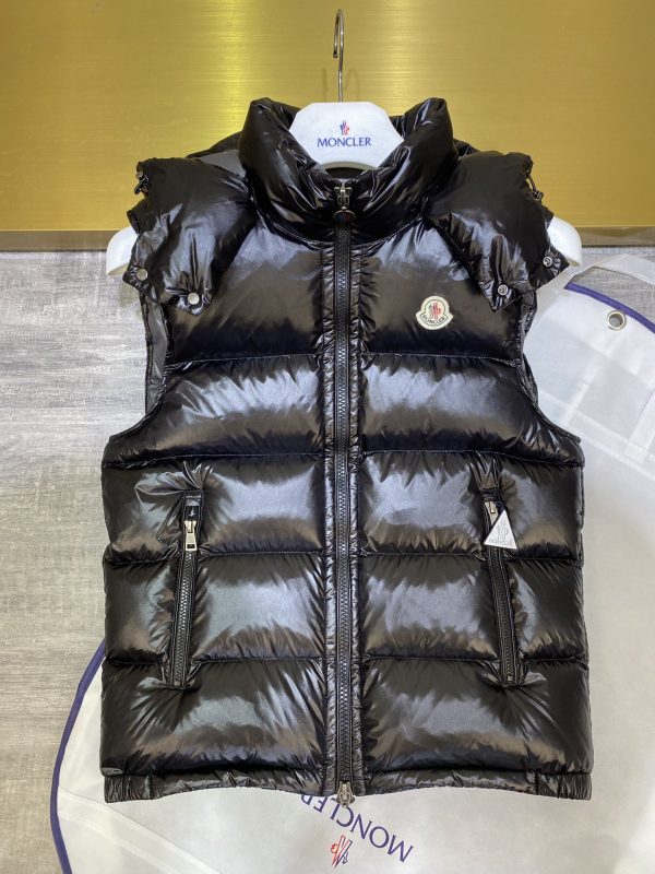 Premium Moncler Vest Gray Nylon Classic Style