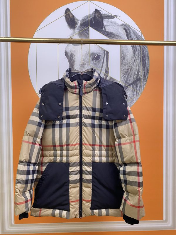 Luxury Burberry Down Jacket Khaki Polyester Plaid Collection