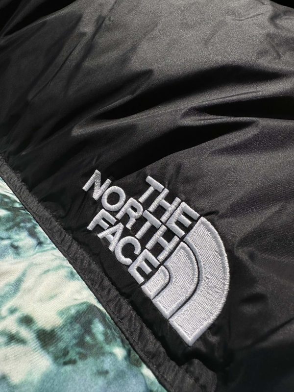 Luxury The North Face Down Jacket White Nylon Embroidered Style