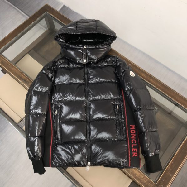 Premium Quality Moncler Down Jacket Black Classic Collection