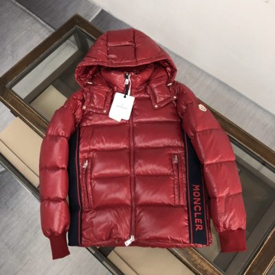 High Quality Moncler Down Jacket Black Classic Collection