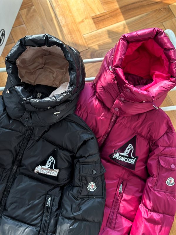 High Quality Moncler Down Jackets Black Polyester Luxury