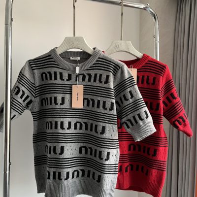 Best Selling Miu Miu Short Sleeves Gray Cashmere Logo Luxury