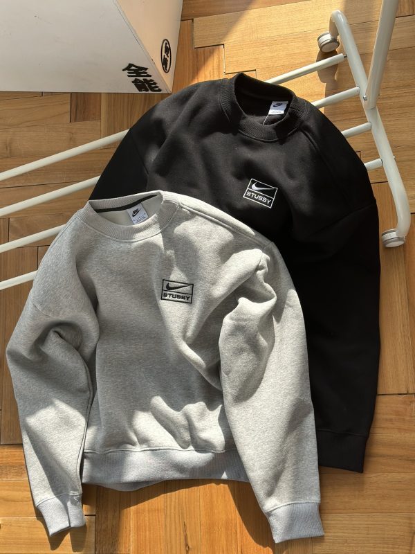 Luxury Nike Sweatshirts Black Cotton Solid Collection