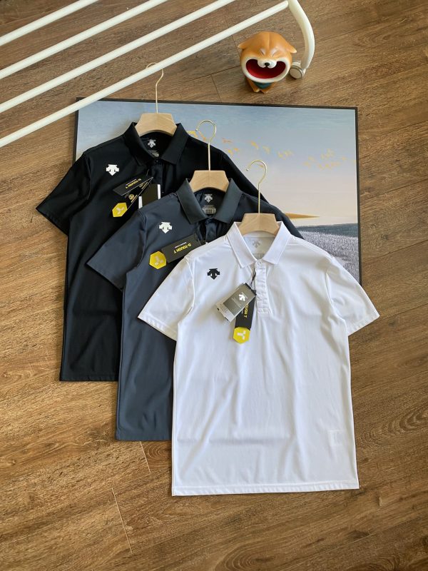 Premium Quality Descente Short-Sleeved Shirts Black Solid Style