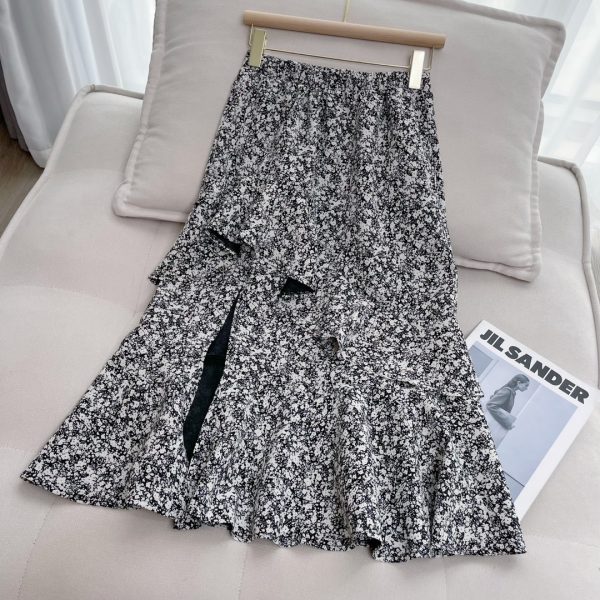 Premium Quality Ganni Skirts Black Elegant Collection
