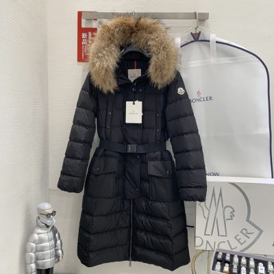 Luxury Moncler Long Sleeves White Collection