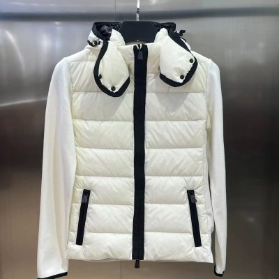 Premium Quality Moncler Coat Black Solid Style