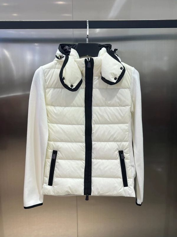 Premium Quality Moncler Coat Black Solid Style