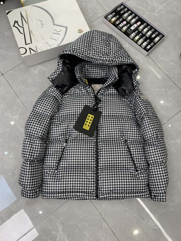 Best Selling Moncler Down Jacket Style