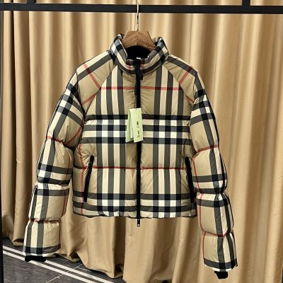 High Quality Burberry Down Jacket Khaki Canvas Classic Luxury