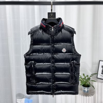 High Quality Moncler Coats Black Nylon Modern Collection