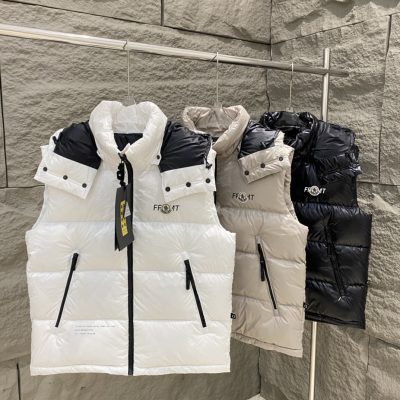 Premium Quality Moncler Vest Black Wool Elegant Luxury