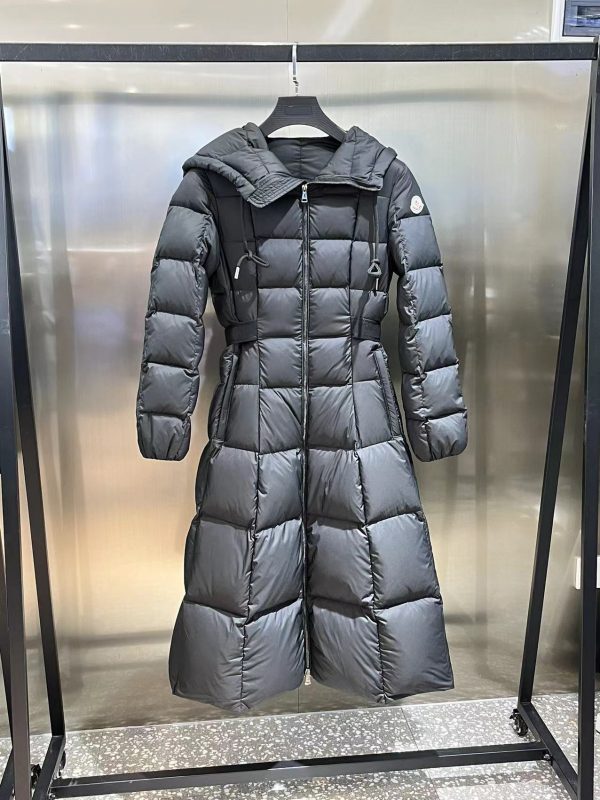 High Quality Moncler Coats Black Luxury