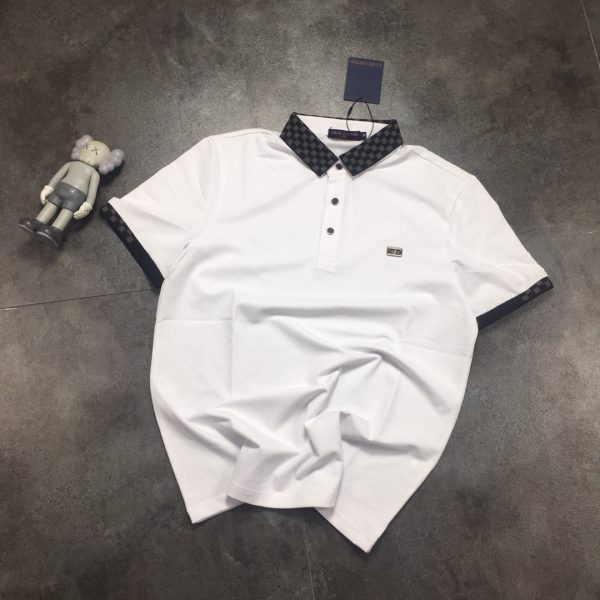 High Quality Louis Vuitton T-Shirts Black Plaid Collection