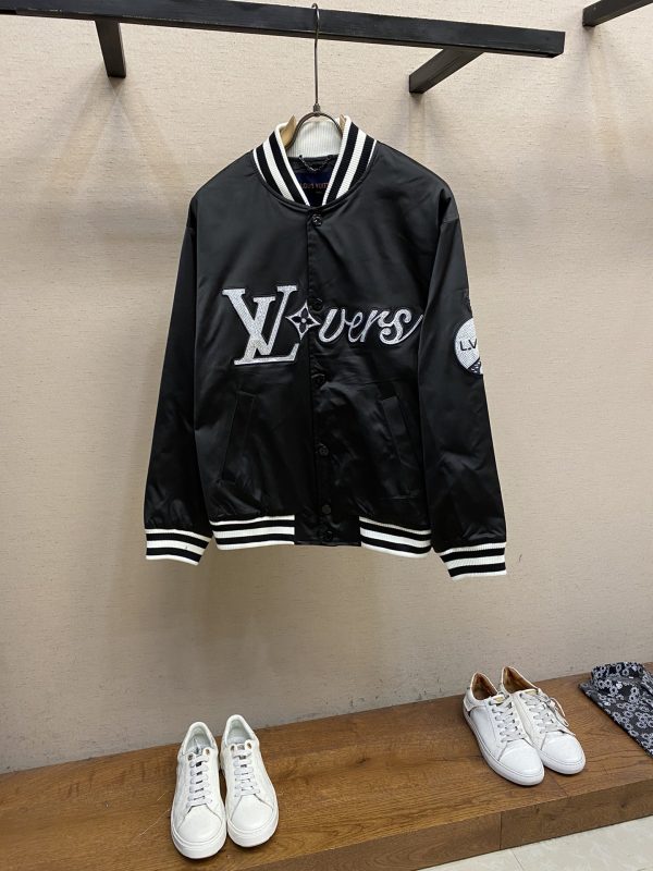 Best Selling Louis Vuitton Coats Classic Luxury