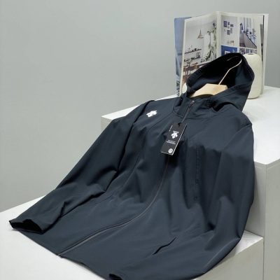 Best Selling Descente Coat Black Casual Luxury
