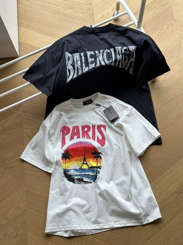 Luxury Balenciaga Short Sleeves Gray Graphic Collection