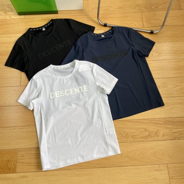 Premium Quality Descente Short-Sleeved Shirts Black Breathable Collection