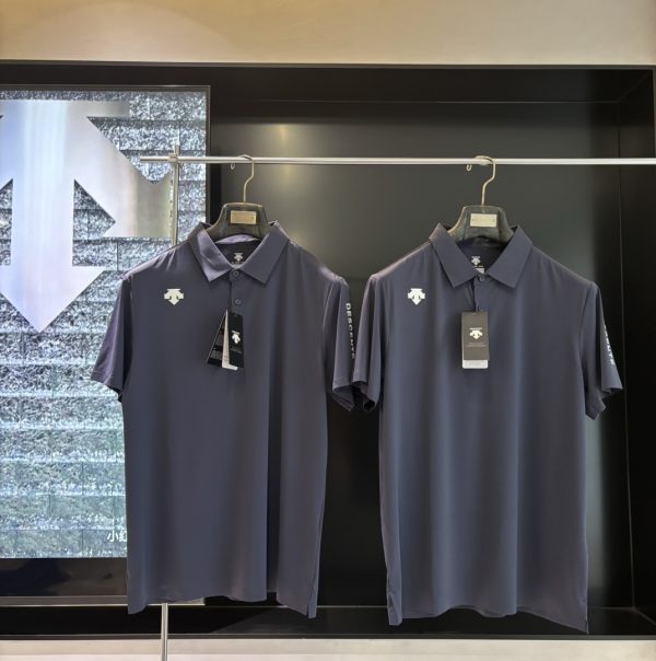 Premium Descente Short-Sleeved Navy Silk Breathable Style
