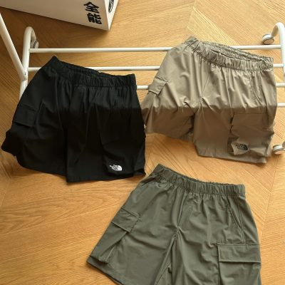Premium The North Face Shorts Black Style