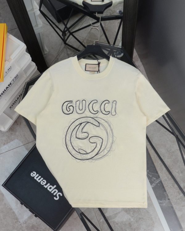 Premium Gucci Short Sleeves Black Logo Style