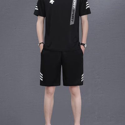 High Quality Descente Short-Sleeved Shirt Black Silk Casual Collection