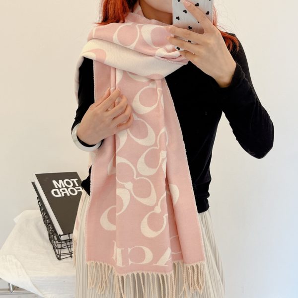 High Quality Coach Scarf Wool Logo Style