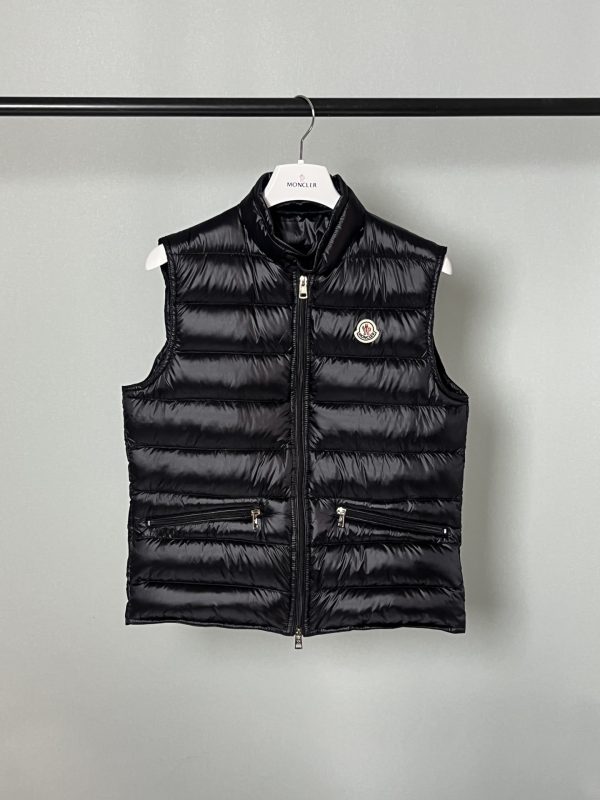 Premium Quality Moncler Vest Style