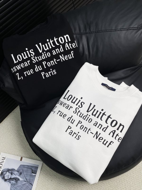 High Quality Louis Vuitton Long-Sleeved Shirt Black Leather Logo Luxury