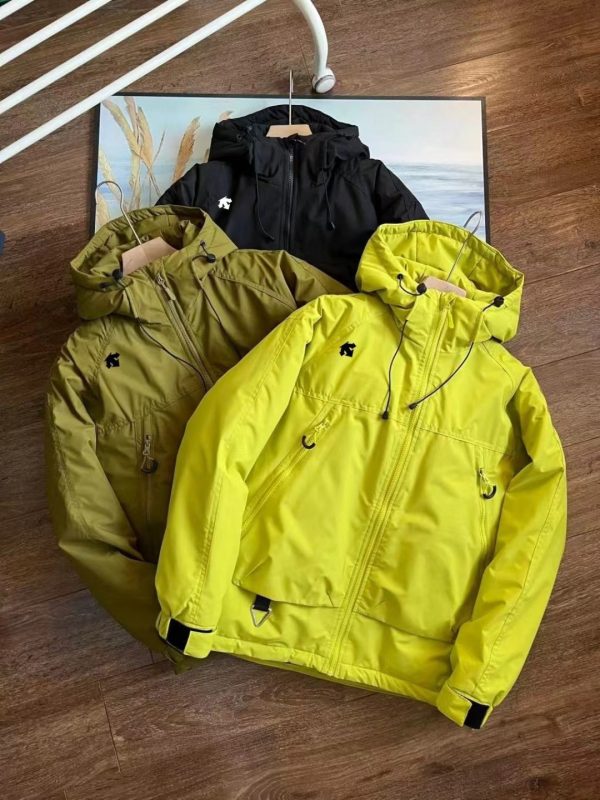 Premium Quality Descente Down Jackets Black Sporty Style