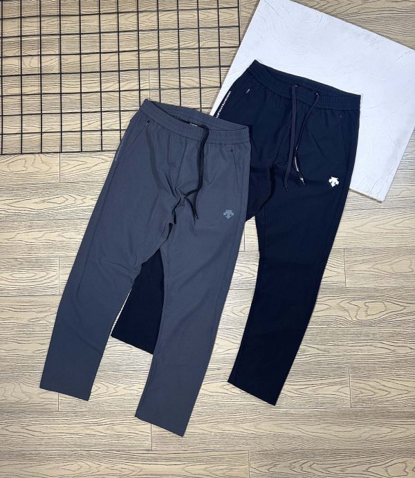 Best Selling Descente Pants Black Minimalist Style