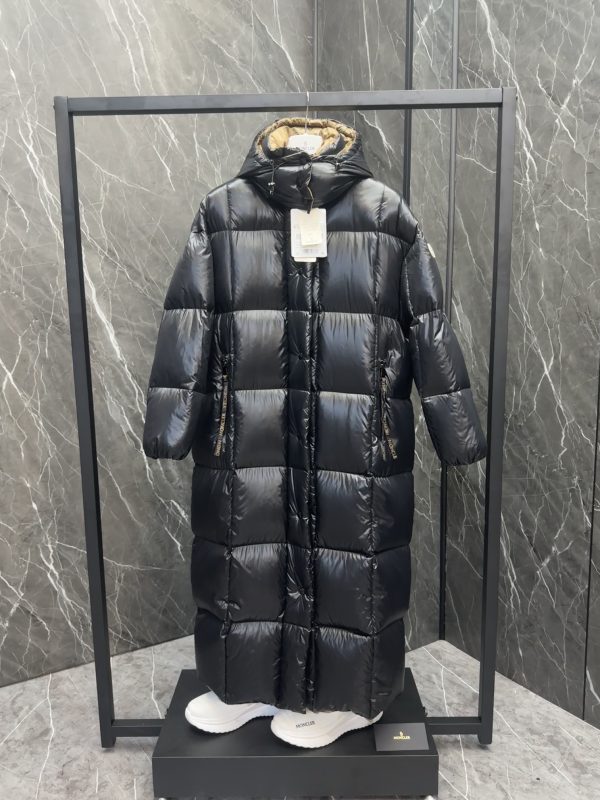Luxury Moncler Coats Black Nylon Graphic Style